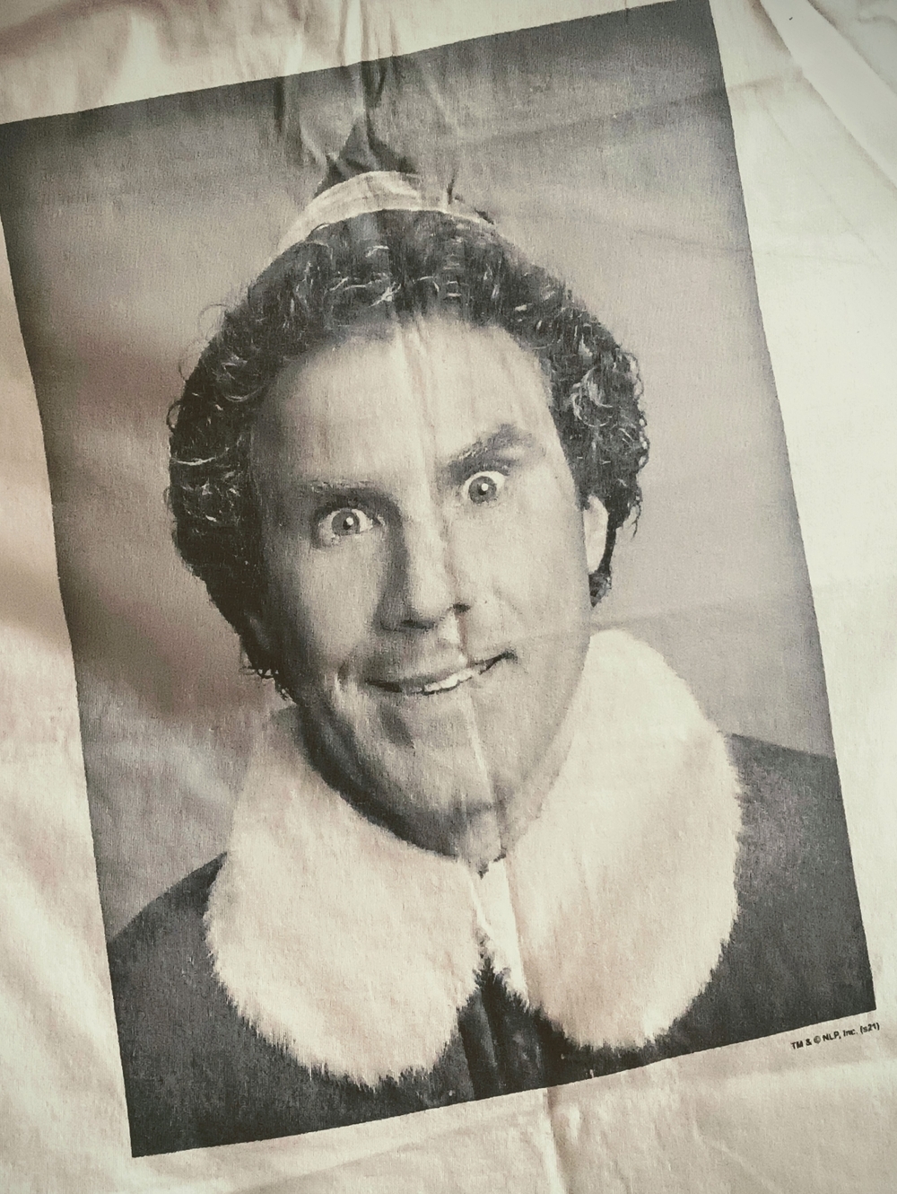 **VINTAGE** Buddy the Elf (Will Ferrell) T-shirt... - Picture 2 of 6